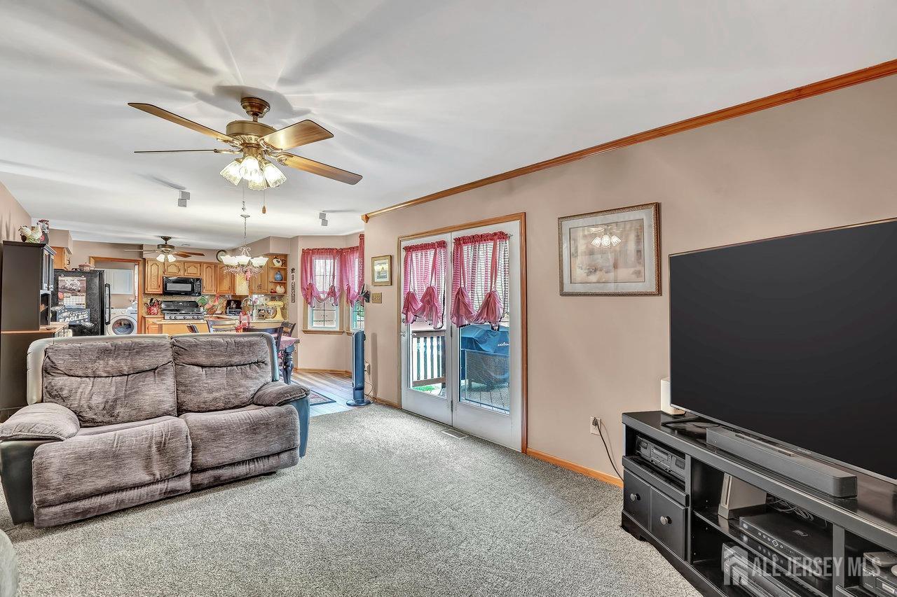 1427 Swan Lane, Harrison, New Jersey image 11