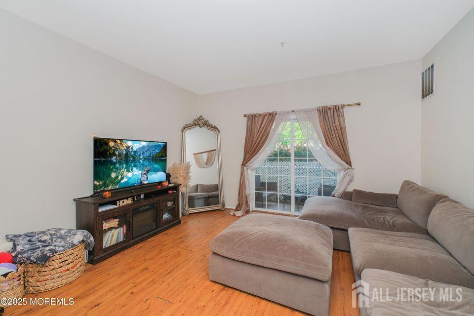 511 Coppola Drive, South Plainfield, New Jersey image 22