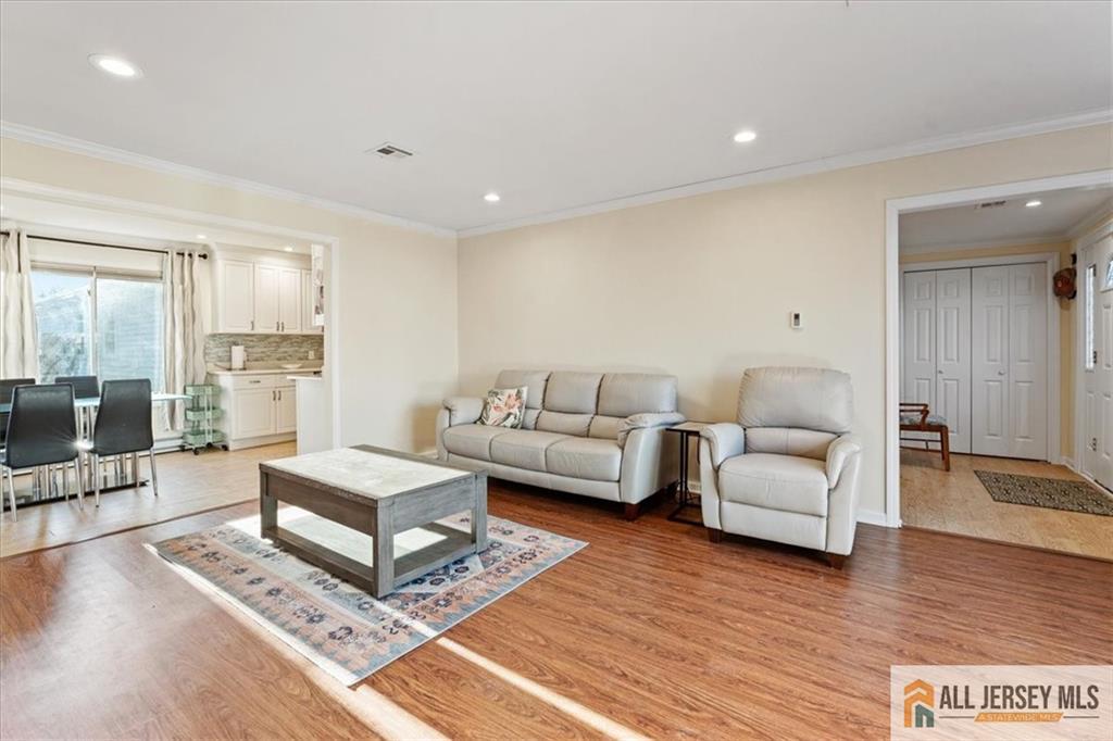 287 Sunset Circle #287C, Monroe Township, New Jersey image 10