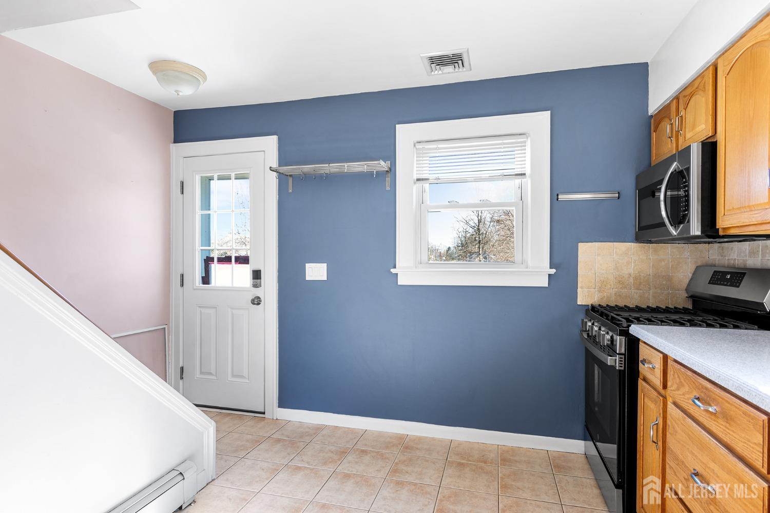 136 Pearl Street, Bridgewater, New Jersey image 20