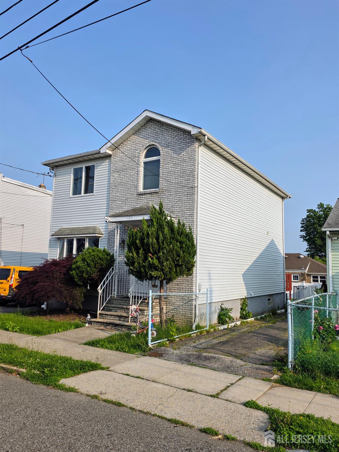 126 Holly Street, Port Reading, New Jersey image 2