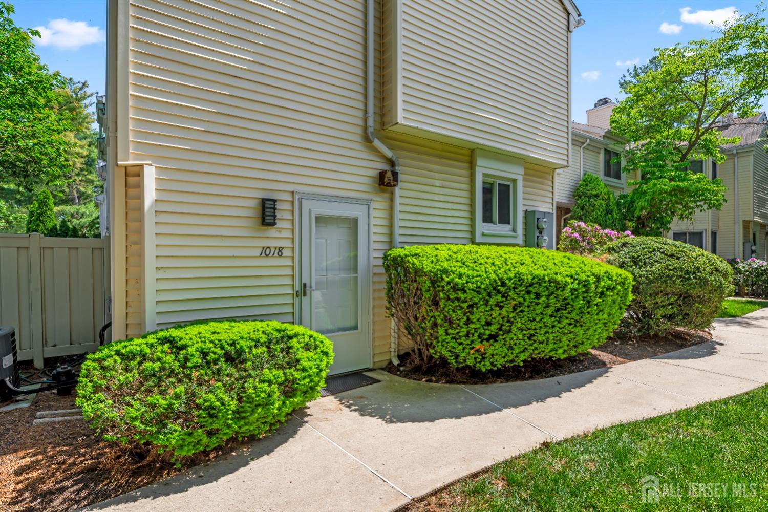 1018 Schmidt Lane, North Brunswick, New Jersey image 2