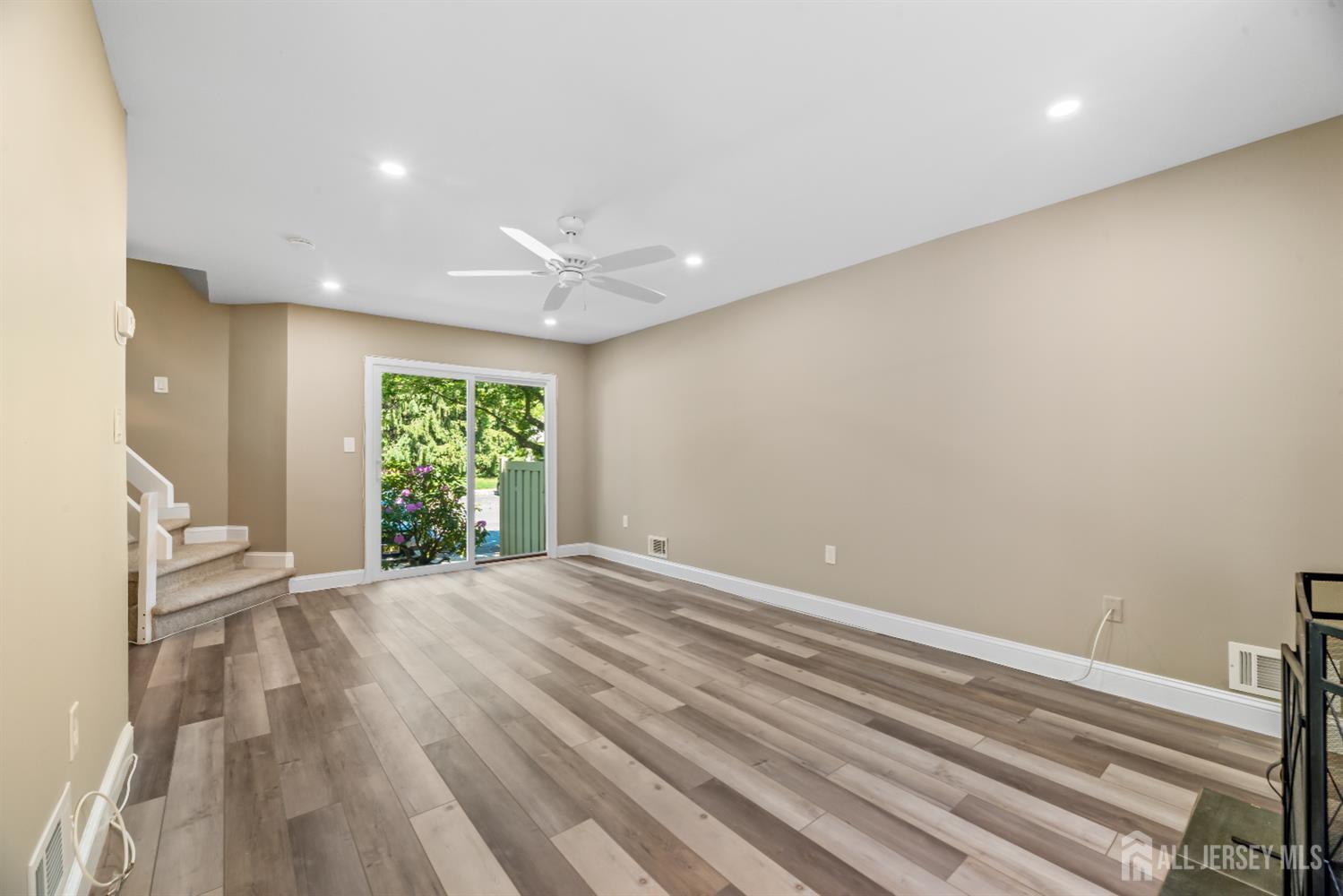 1018 Schmidt Lane, North Brunswick, New Jersey image 5