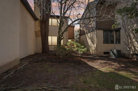 Homes For Sale - 627 Sayre Drive<br/> Plainsboro, NJ 08540