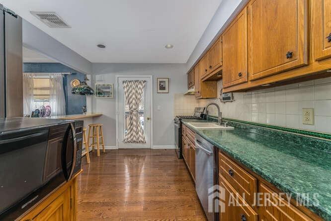 404 S Madison Avenue, Dunellen, New Jersey image 2