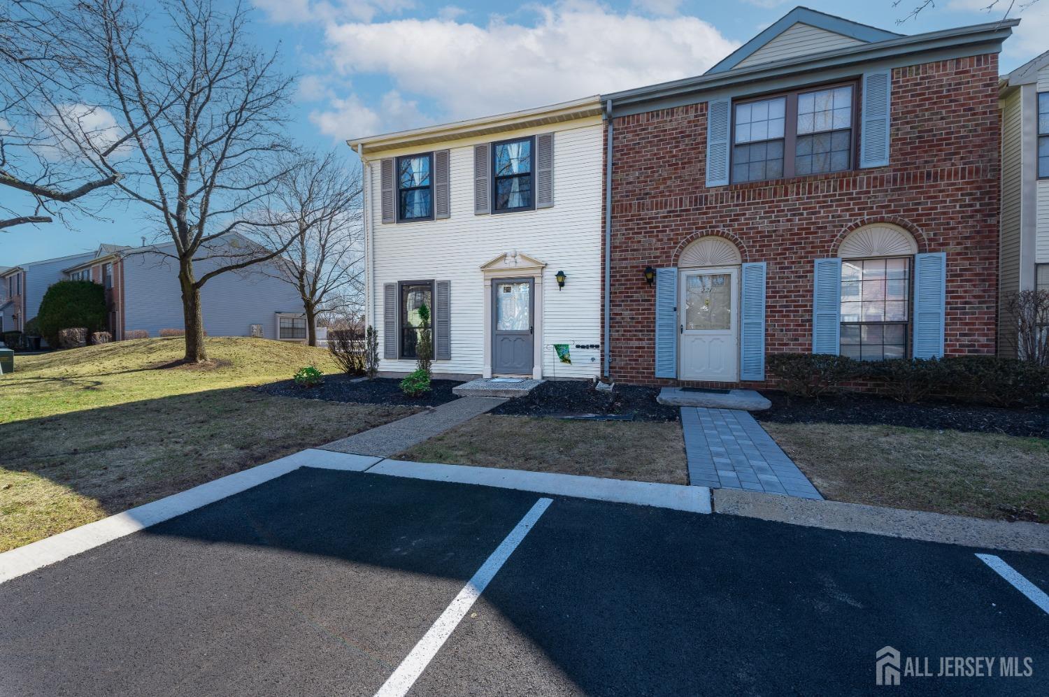 220 Hampshire Court, Piscataway, New Jersey image 2