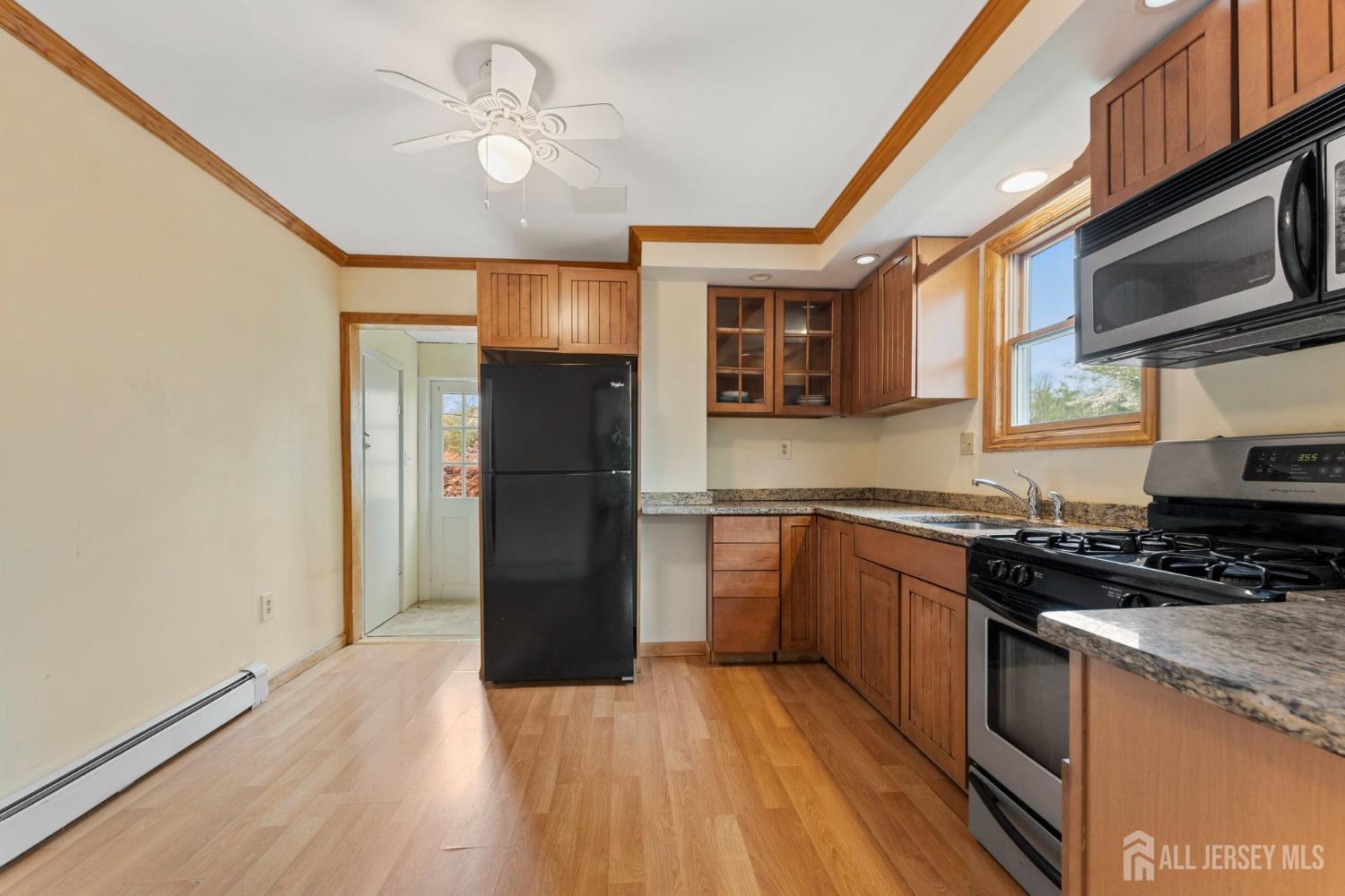 400 Main Street, Middlesex, New Jersey image 14