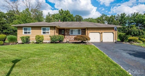 Featured picture for the property 2407705R