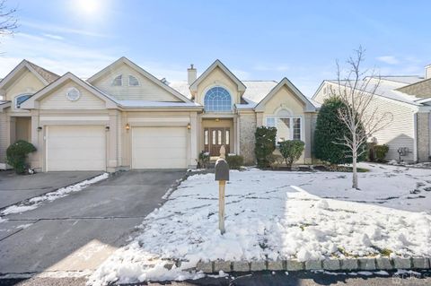Featured picture for the property 2407706R