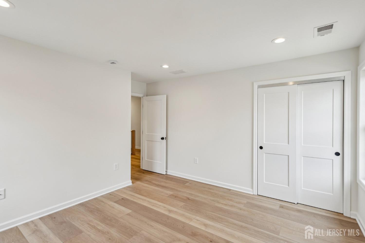 559 Holmdel Road, Hazlet, New Jersey image 21