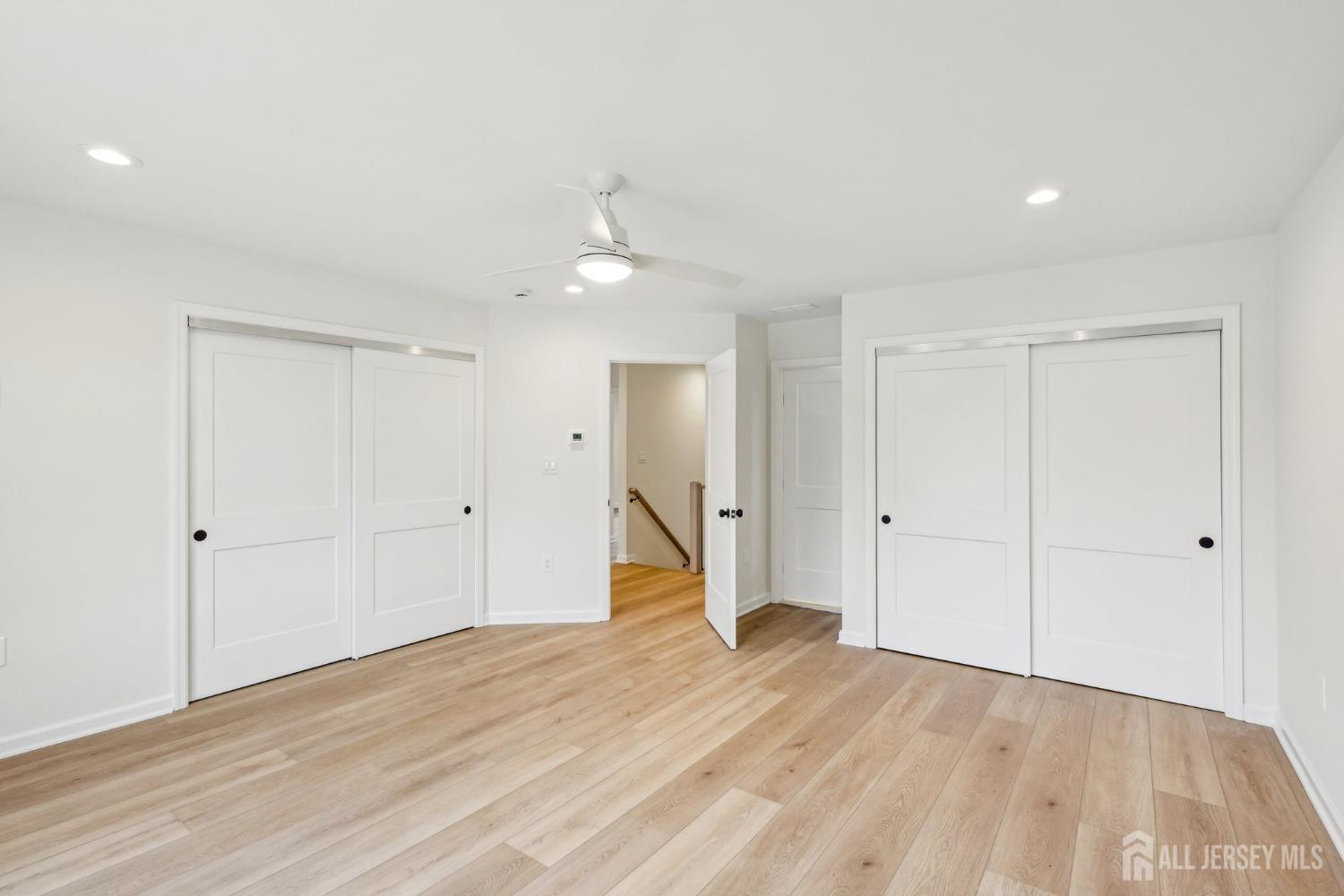 559 Holmdel Road, Hazlet, New Jersey image 20