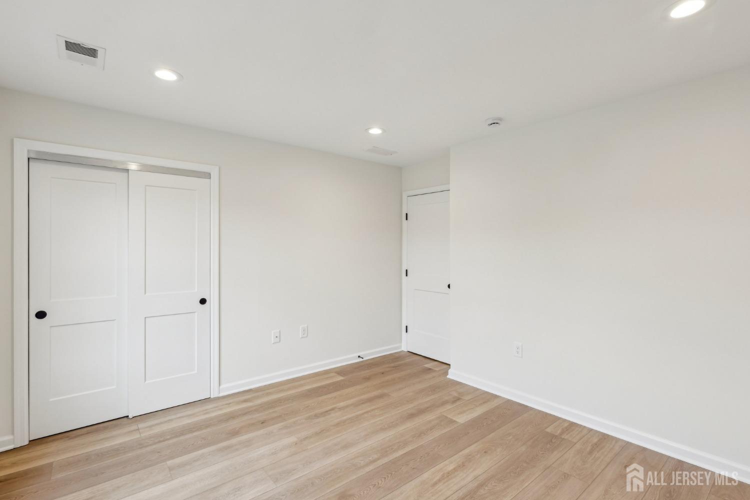 559 Holmdel Road, Hazlet, New Jersey image 36