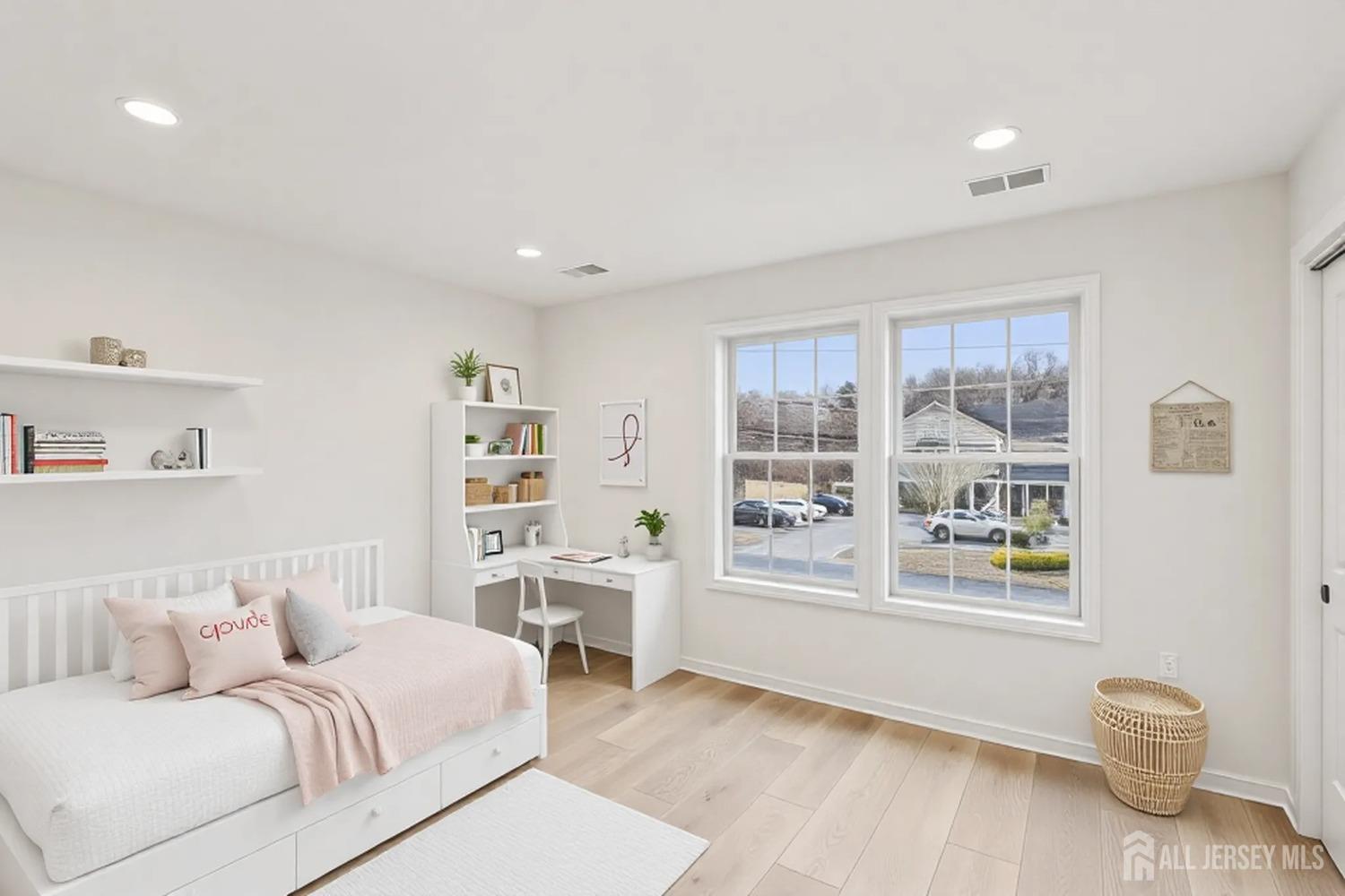 559 Holmdel Road, Hazlet, New Jersey image 38