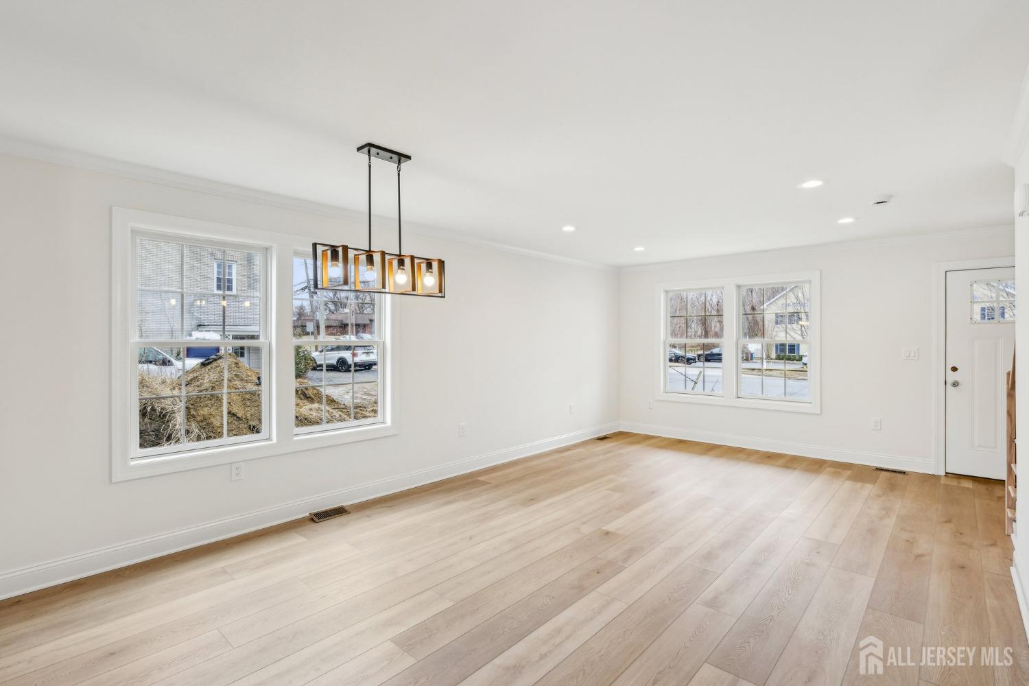 559 Holmdel Road, Hazlet, New Jersey image 3