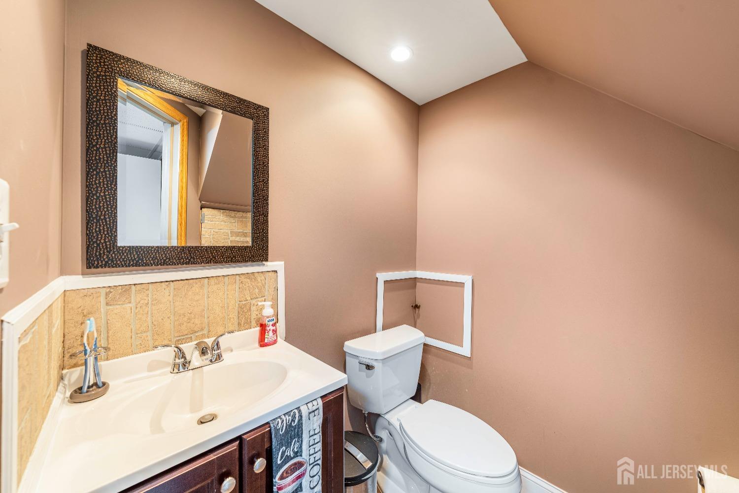 2555 Linden Avenue, South Plainfield, New Jersey image 18