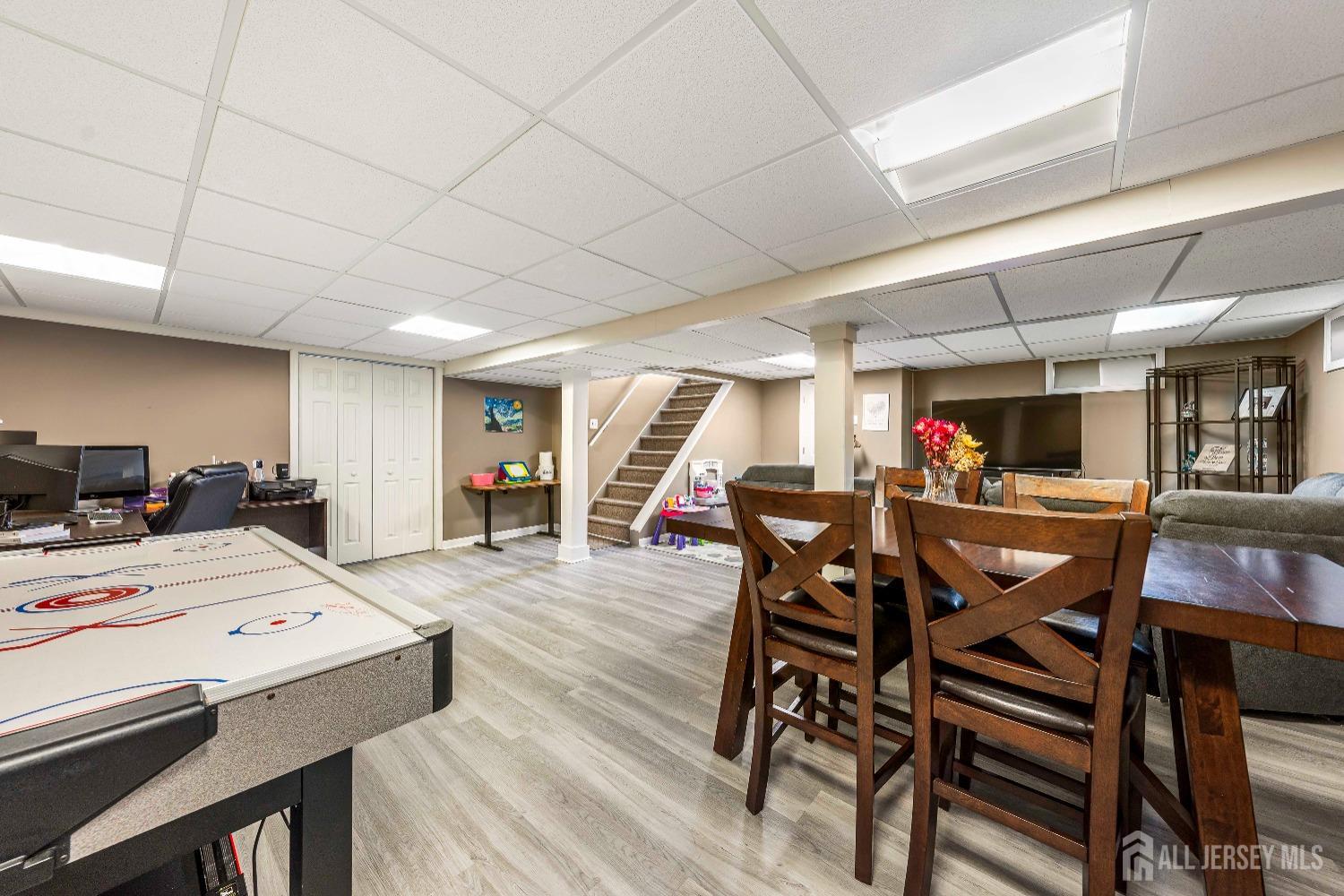 2555 Linden Avenue, South Plainfield, New Jersey image 17