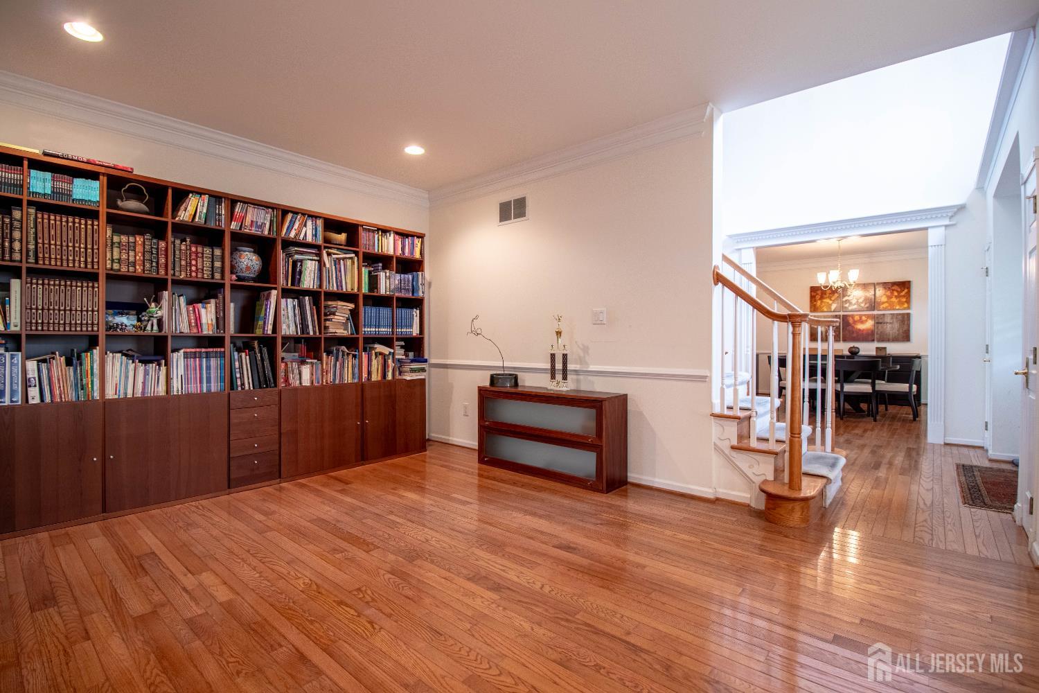 1 Saddle Court, Monroe Township, New Jersey image 8