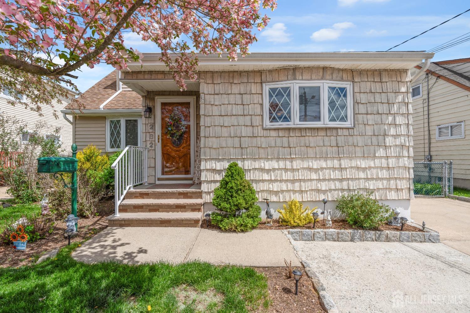 282 Sunset Avenue, Old Bridge, New Jersey image 5