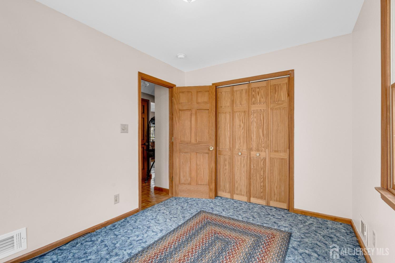 282 Sunset Avenue, Old Bridge, New Jersey image 19