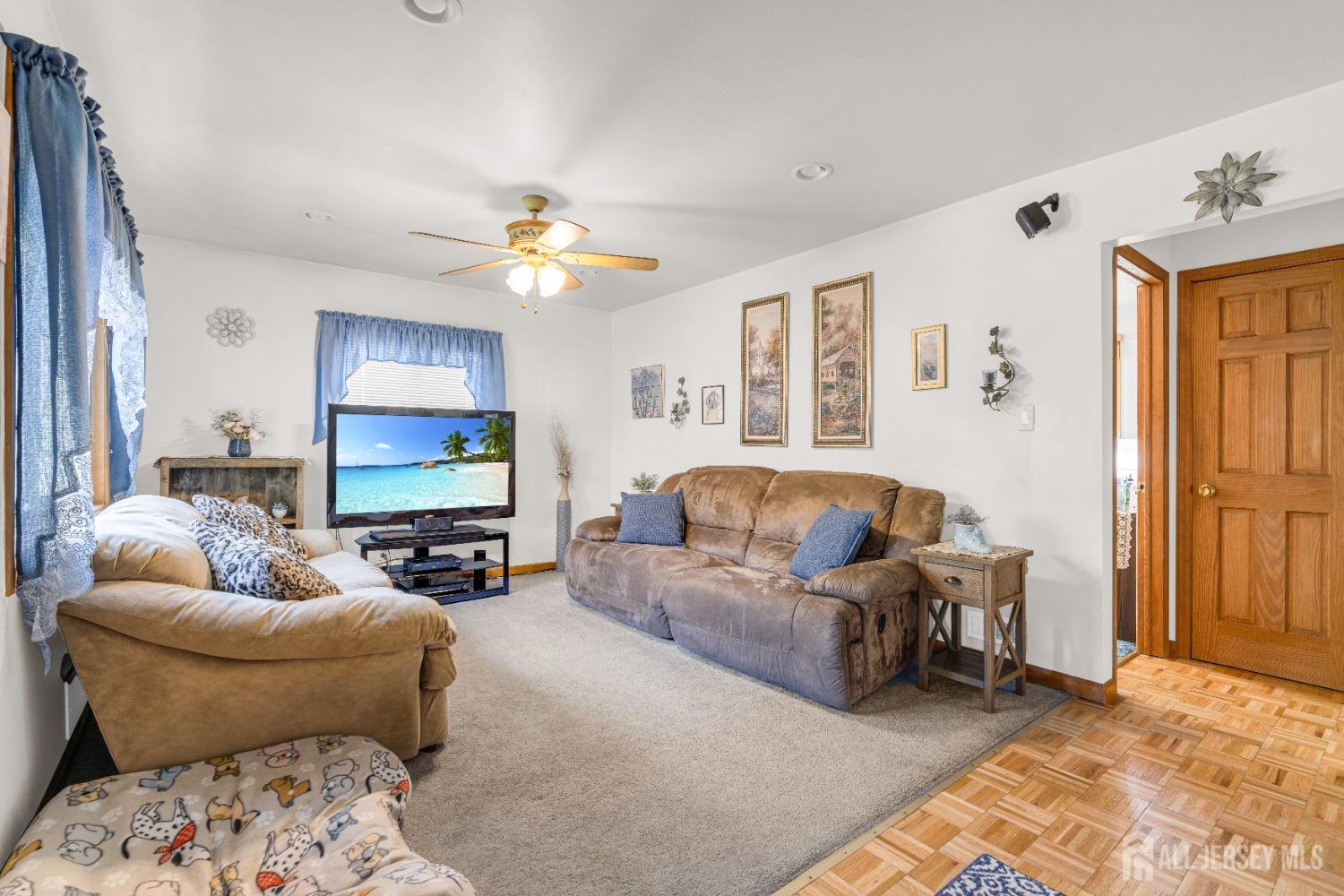 282 Sunset Avenue, Old Bridge, New Jersey image 6