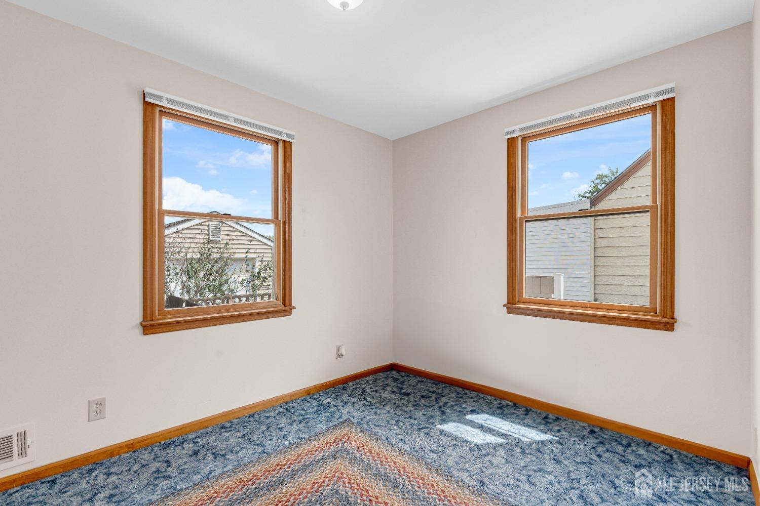 282 Sunset Avenue, Old Bridge, New Jersey image 18