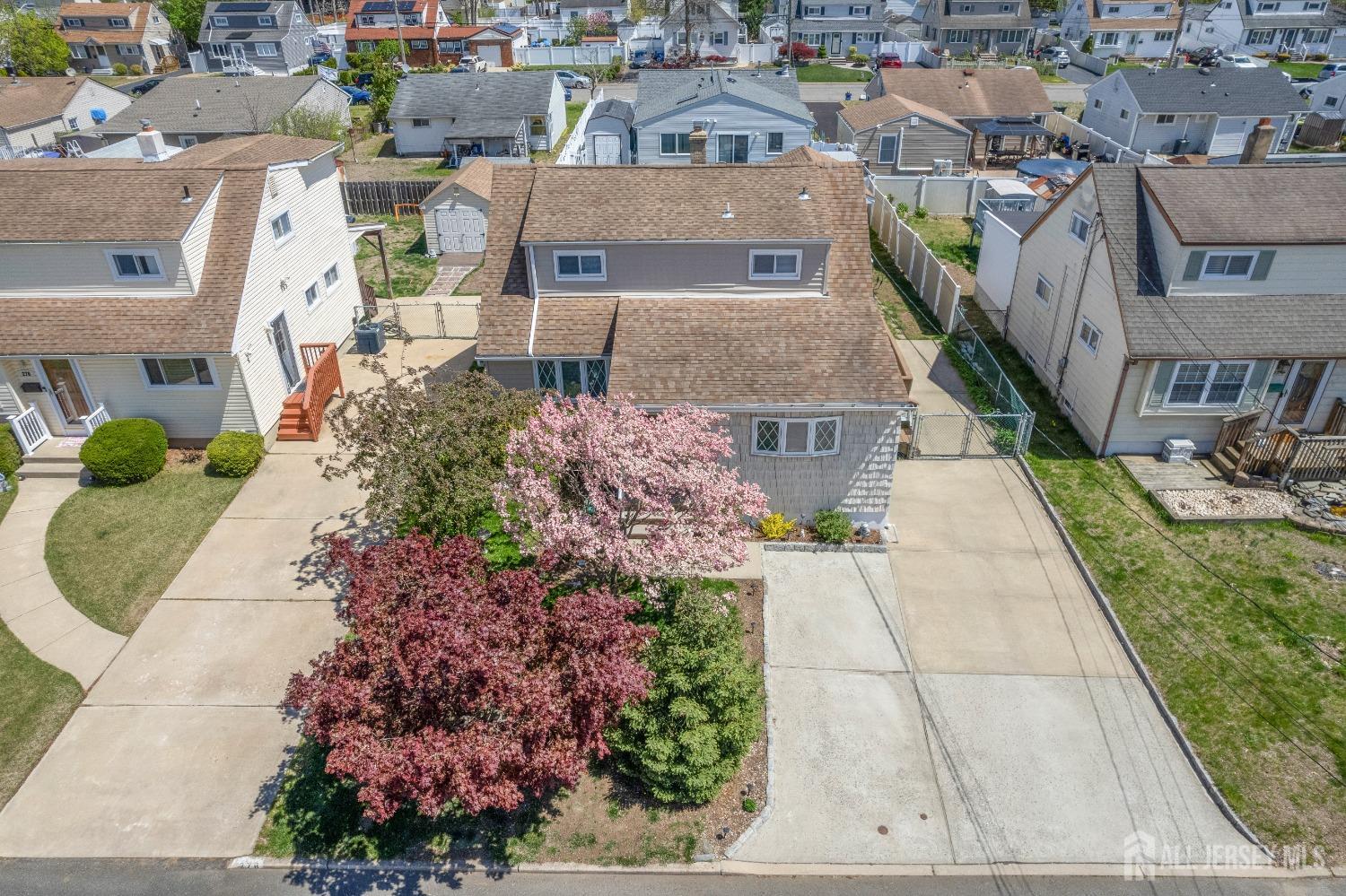 282 Sunset Avenue, Old Bridge, New Jersey image 4
