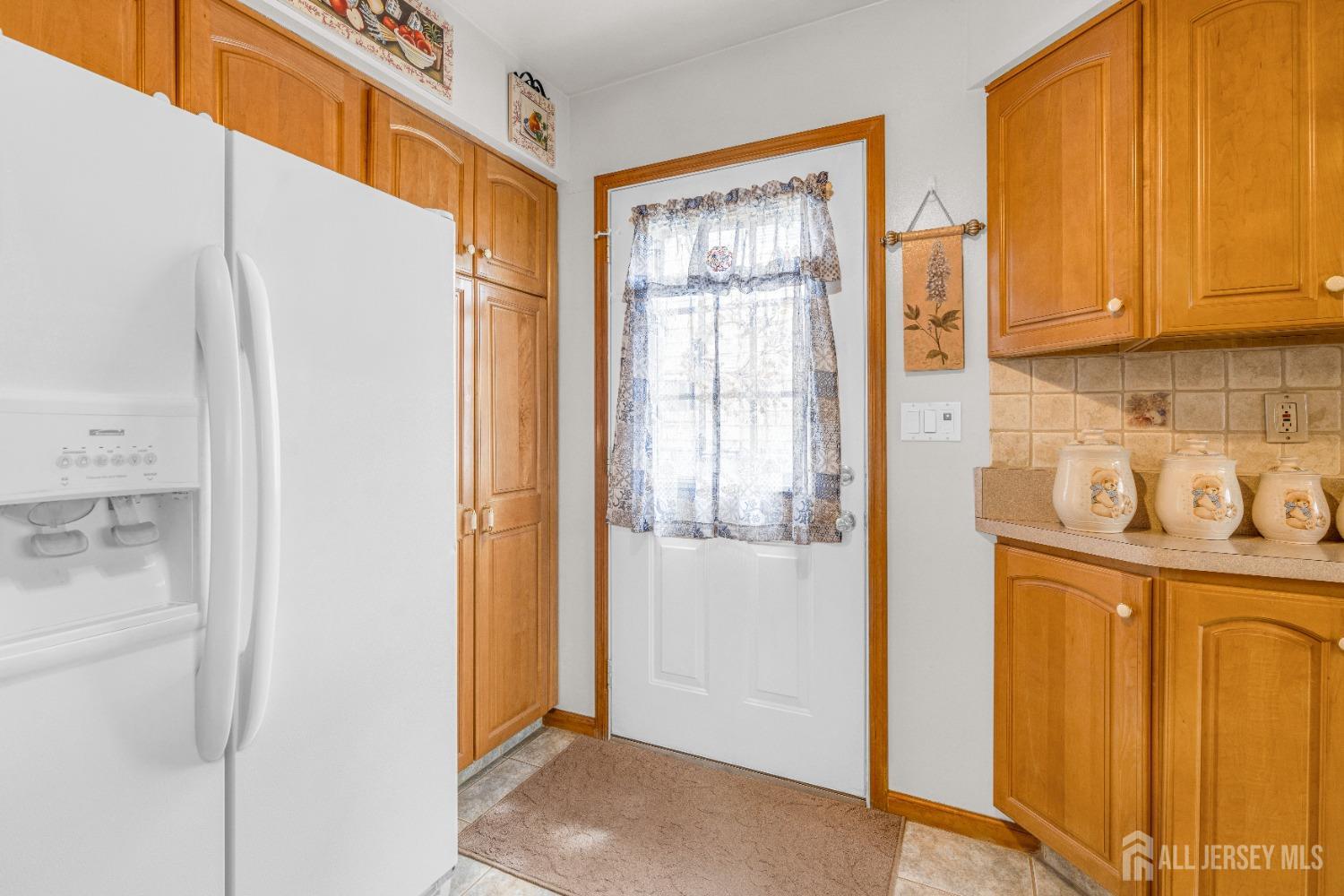 282 Sunset Avenue, Old Bridge, New Jersey image 12