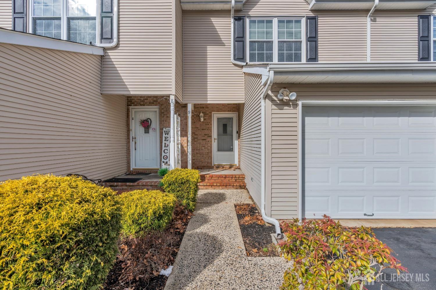 9 Lucia Court, Aberdeen, New Jersey image 2