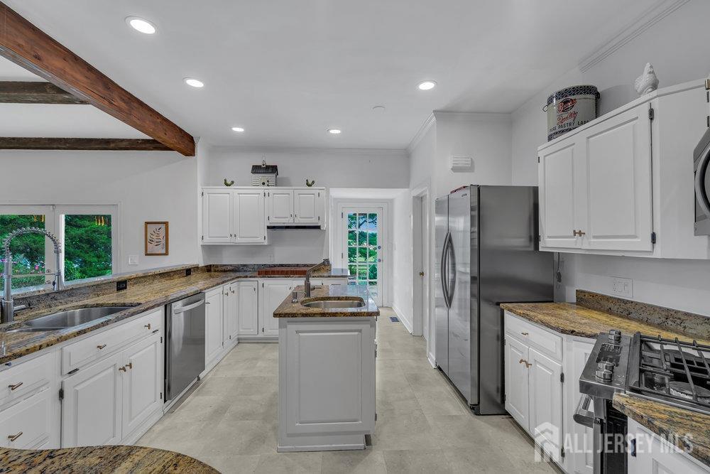 156 Cranbury Neck Road, Plainsboro, New Jersey image 22