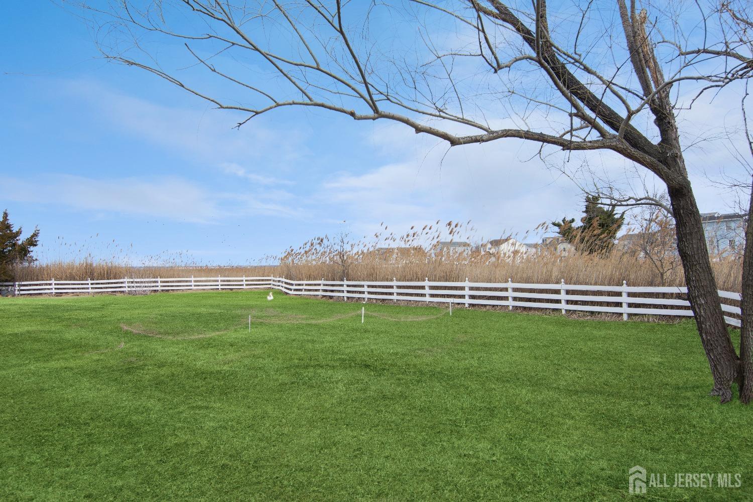 819 St. Johns Avenue, Union Beach, New Jersey image 2