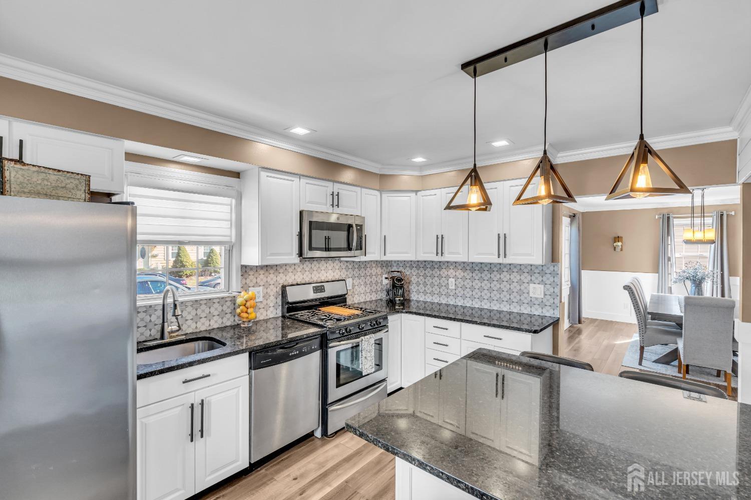 13 Chase Avenue, Avenel, New Jersey image 8