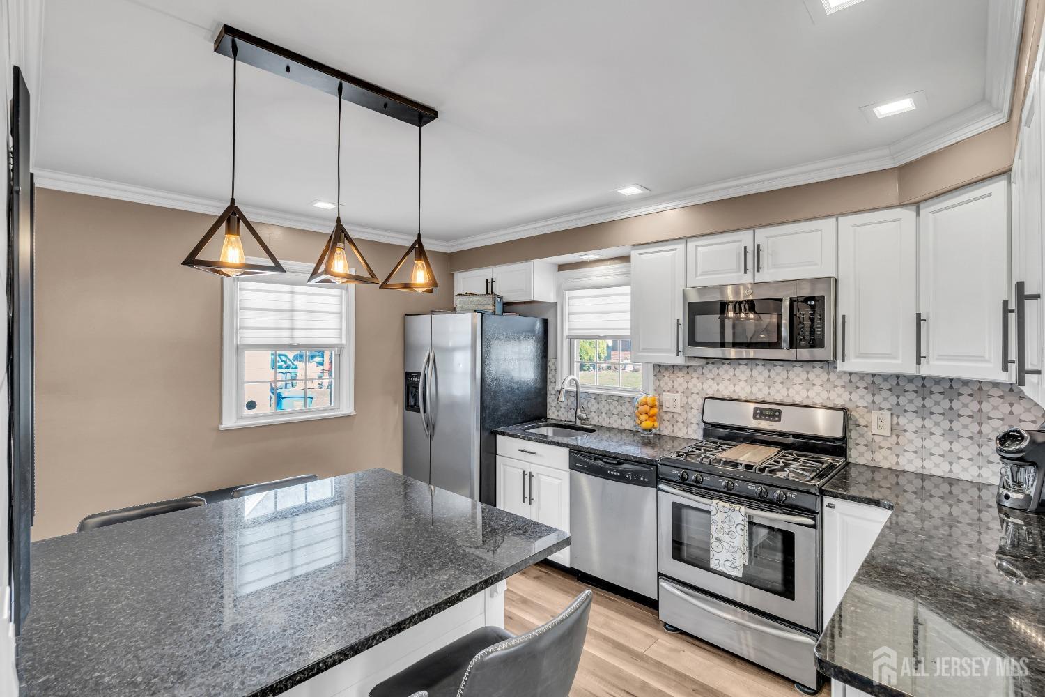 13 Chase Avenue, Avenel, New Jersey image 7