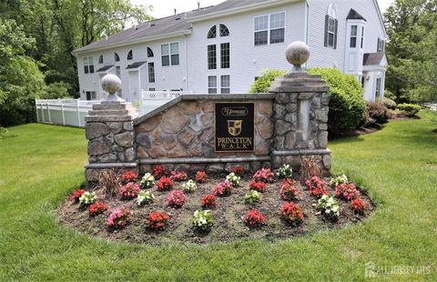 302 Wellington Park Drive South Brunswick NJ 08540