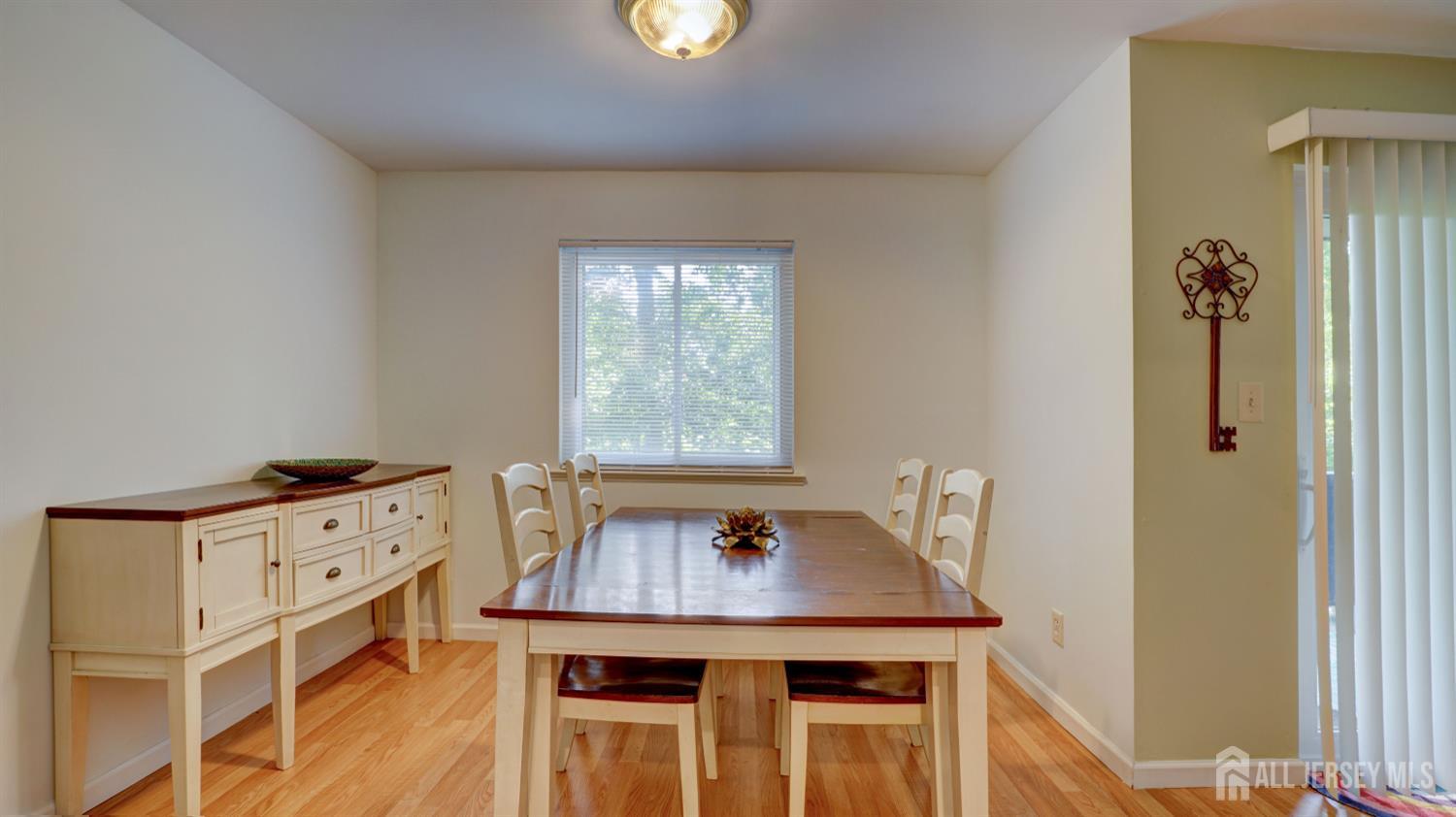 2413 Old Stone Mill Drive, East Windsor, New Jersey image 11