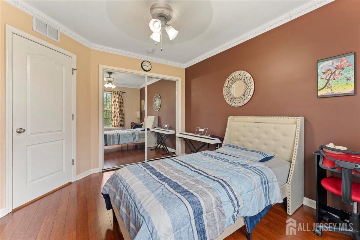 2420 Canterbury Lane, North Brunswick, New Jersey image 19