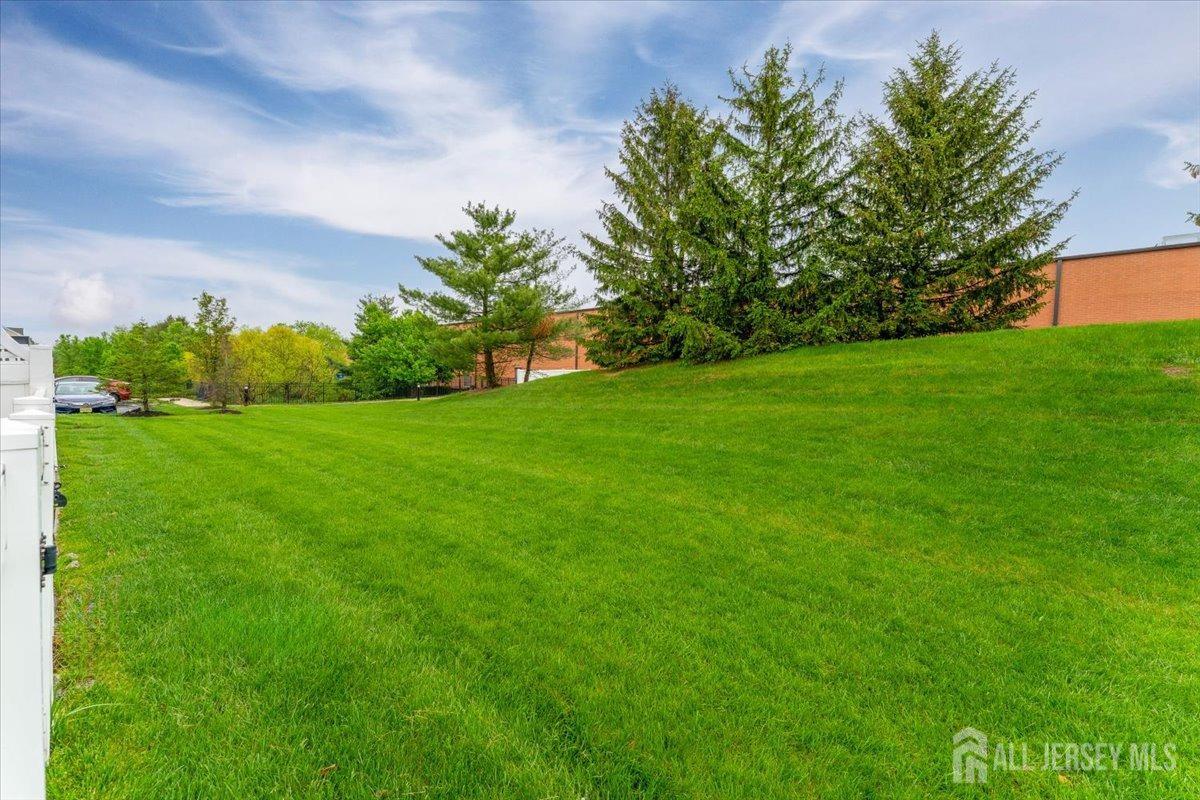 2420 Canterbury Lane, North Brunswick, New Jersey image 32
