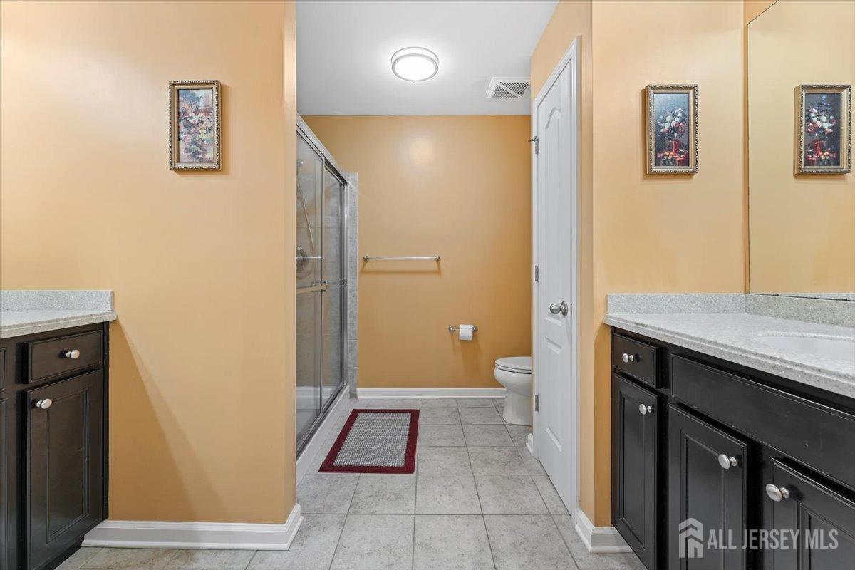 2420 Canterbury Lane, North Brunswick, New Jersey image 26