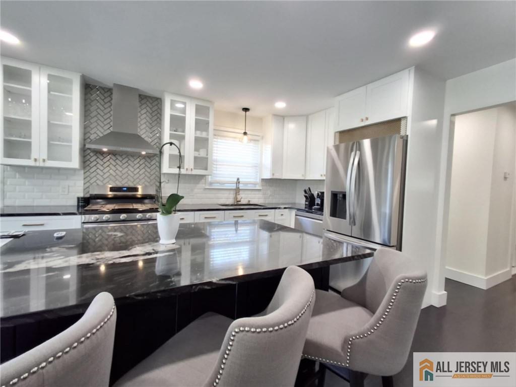 22 Macedulski Terrace, South Amboy, New Jersey image 1