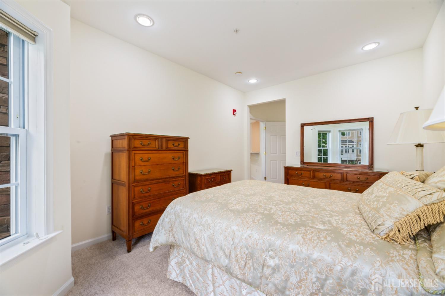 2206 Cedar Village Boulevard, East Brunswick, New Jersey image 19