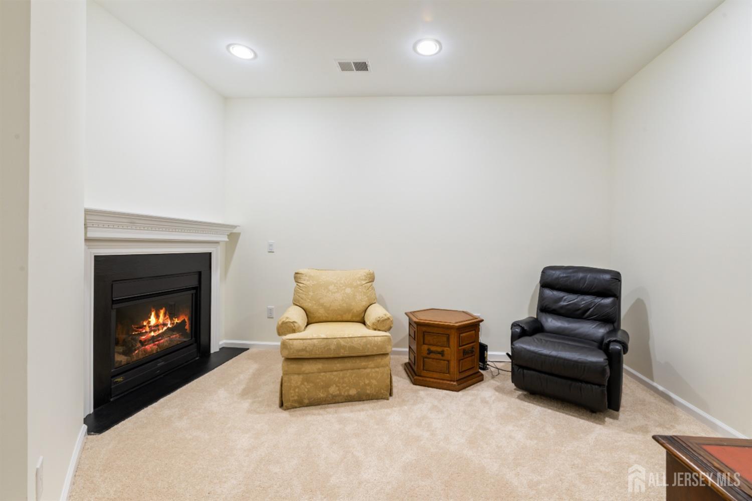 2206 Cedar Village Boulevard, East Brunswick, New Jersey image 9