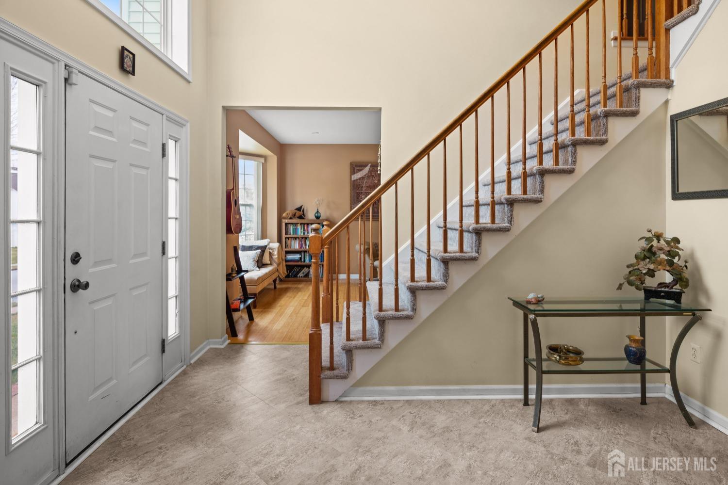 11 Winding Brook Way, Edison, New Jersey image 2