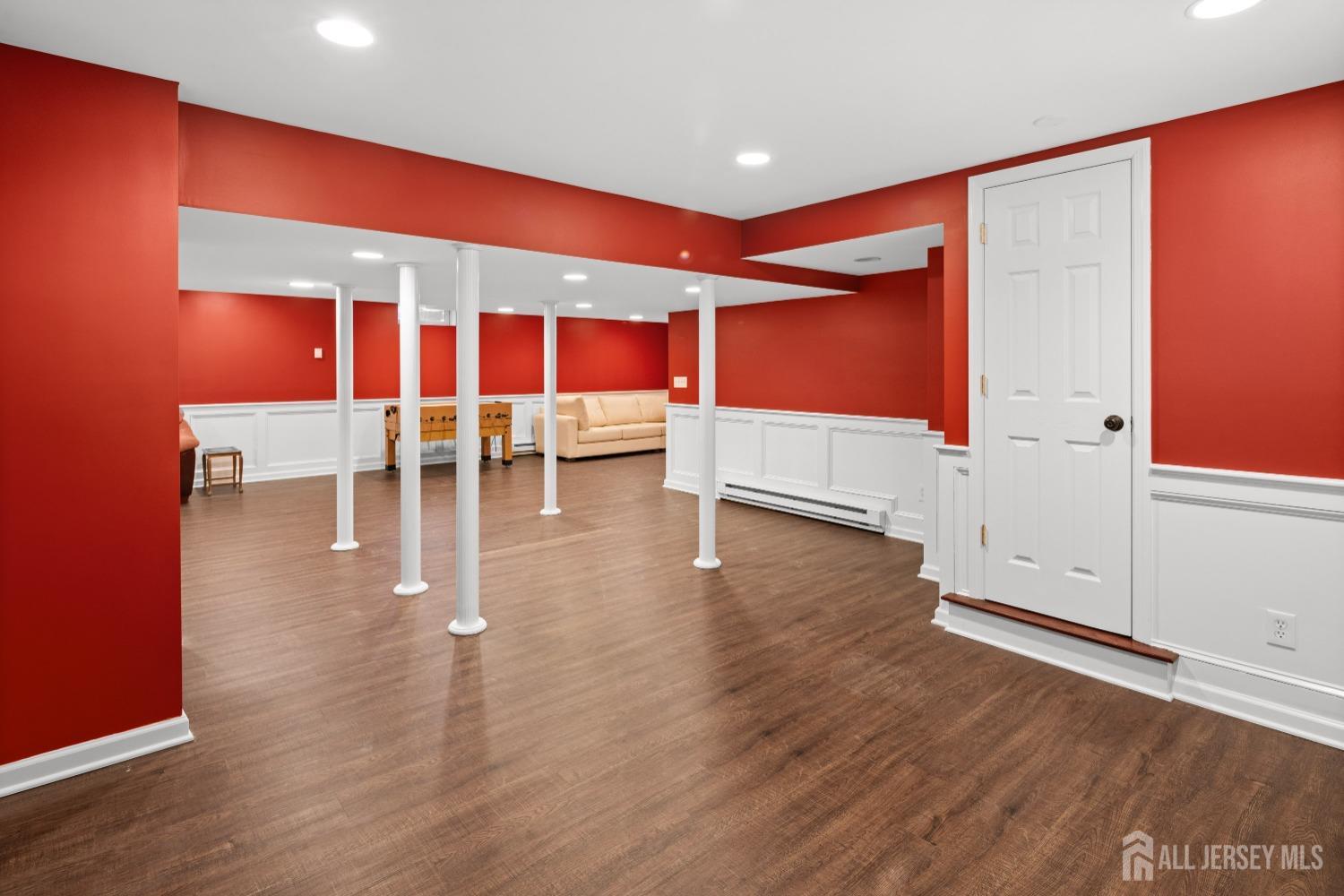 11 Winding Brook Way, Edison, New Jersey image 32