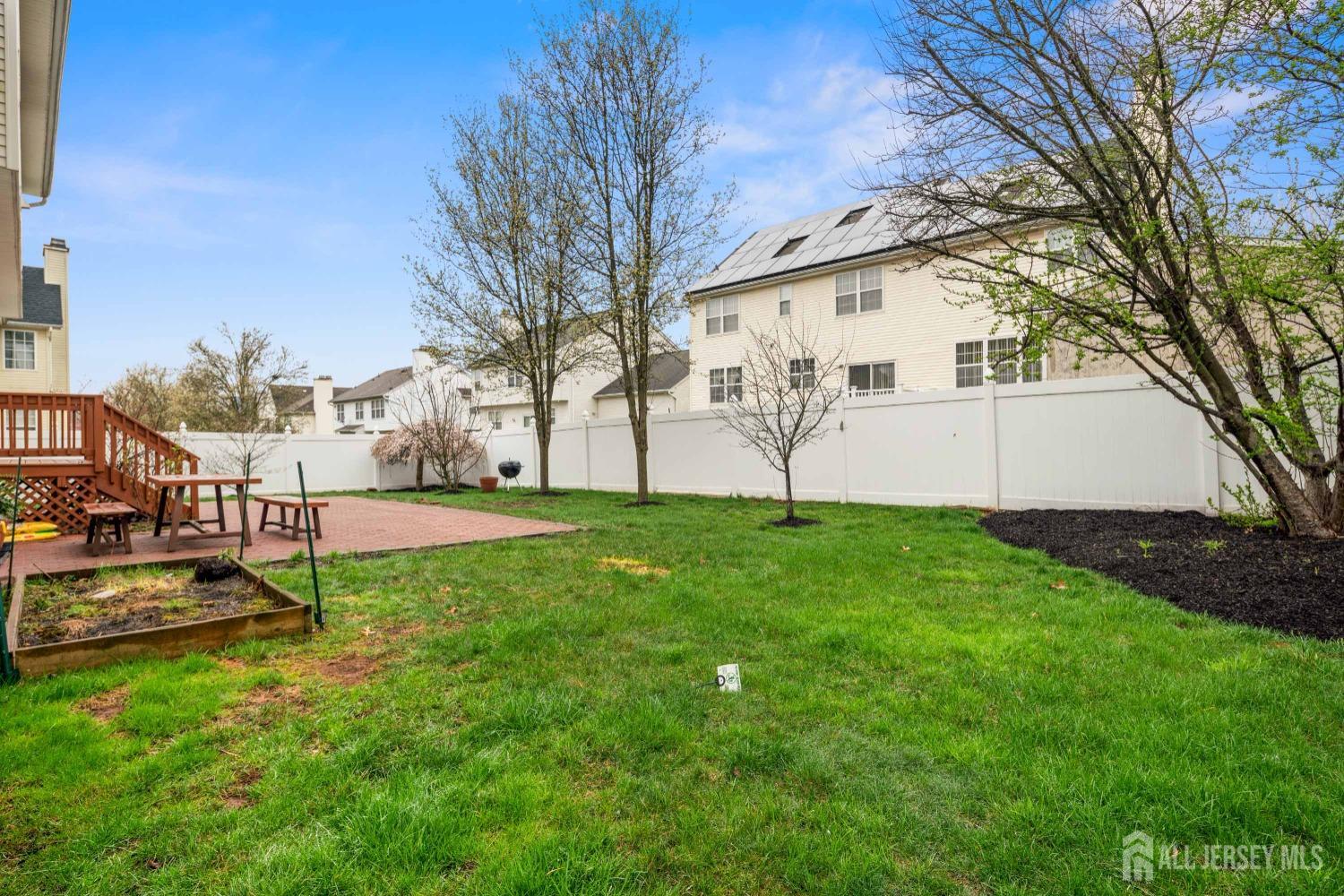 11 Winding Brook Way, Edison, New Jersey image 36