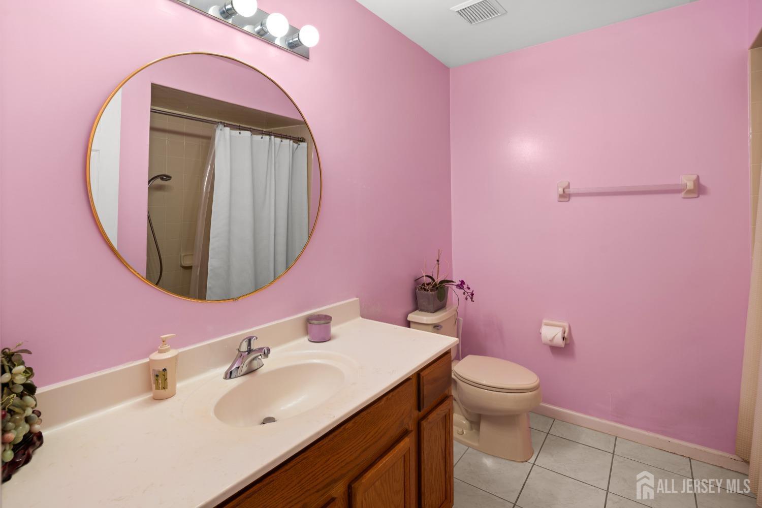 11 Winding Brook Way, Edison, New Jersey image 30