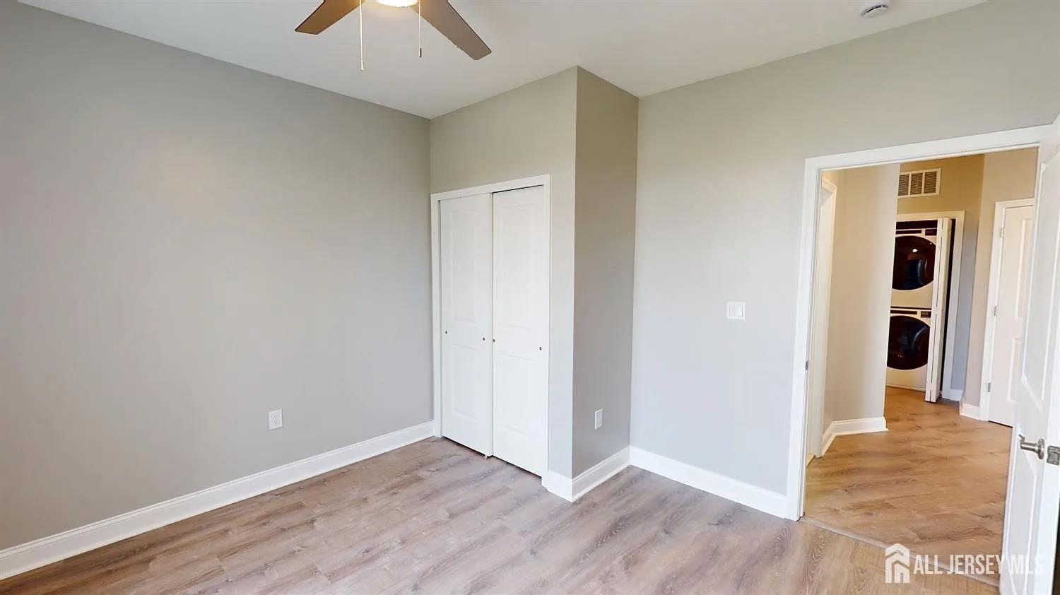 Parlin, New Jersey 08859, United States, 2 Bedrooms Bedrooms, ,2 BathroomsBathrooms,Residential,Active,134614