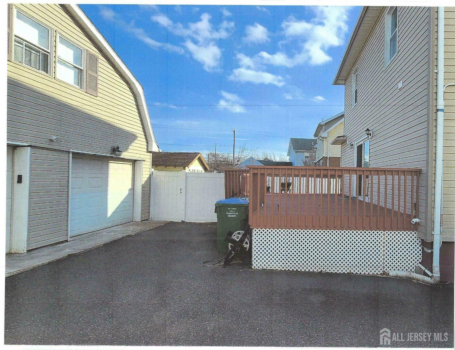 307 Poll Place, Edison, New Jersey image 13