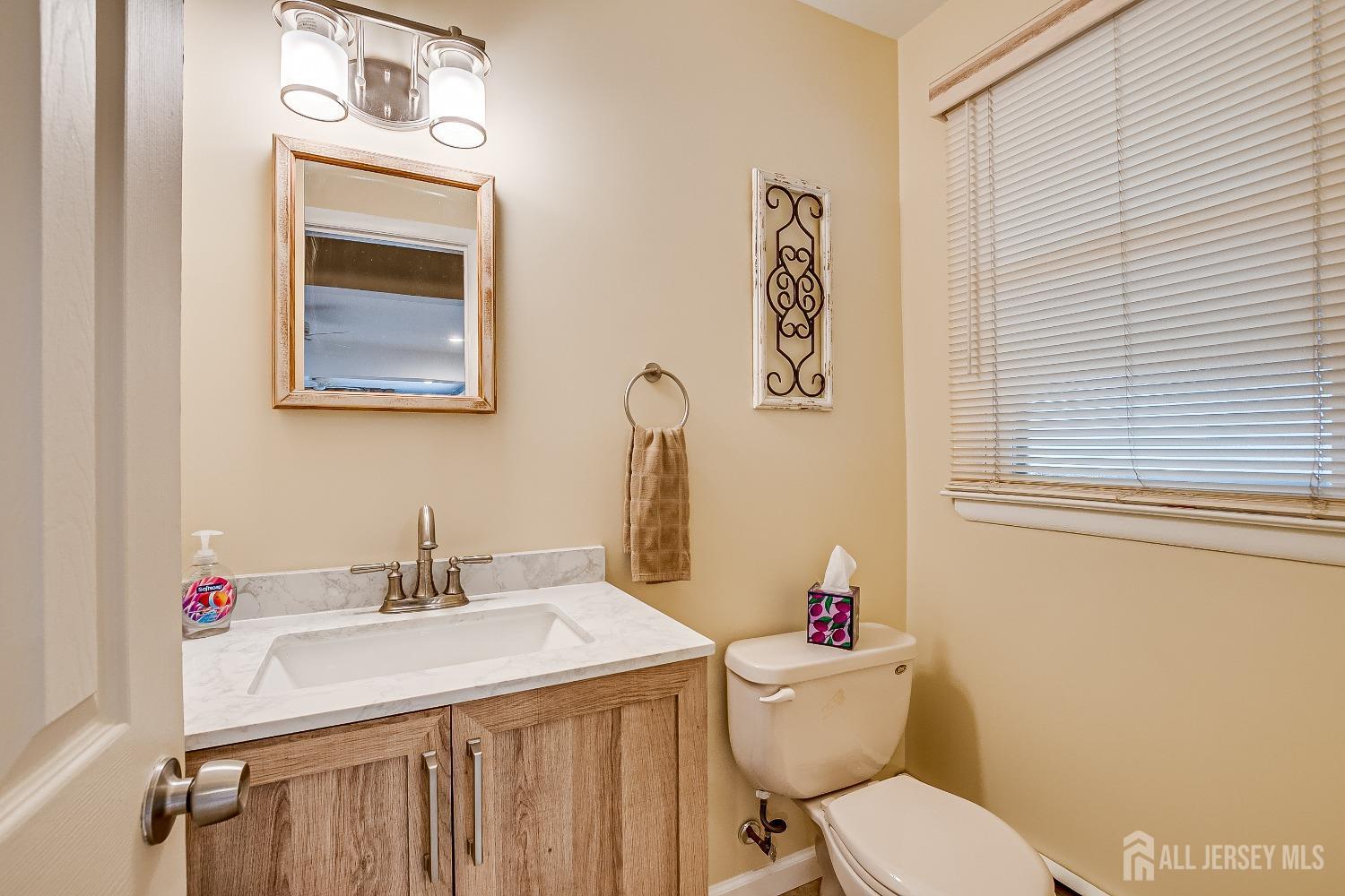 70 Highland Road, Colonia, New Jersey image 20