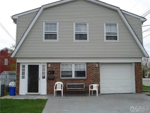 Apartment For Rent - 39 Spruce Street #2<br/> Middlesex County, Carteret, NJ 07008