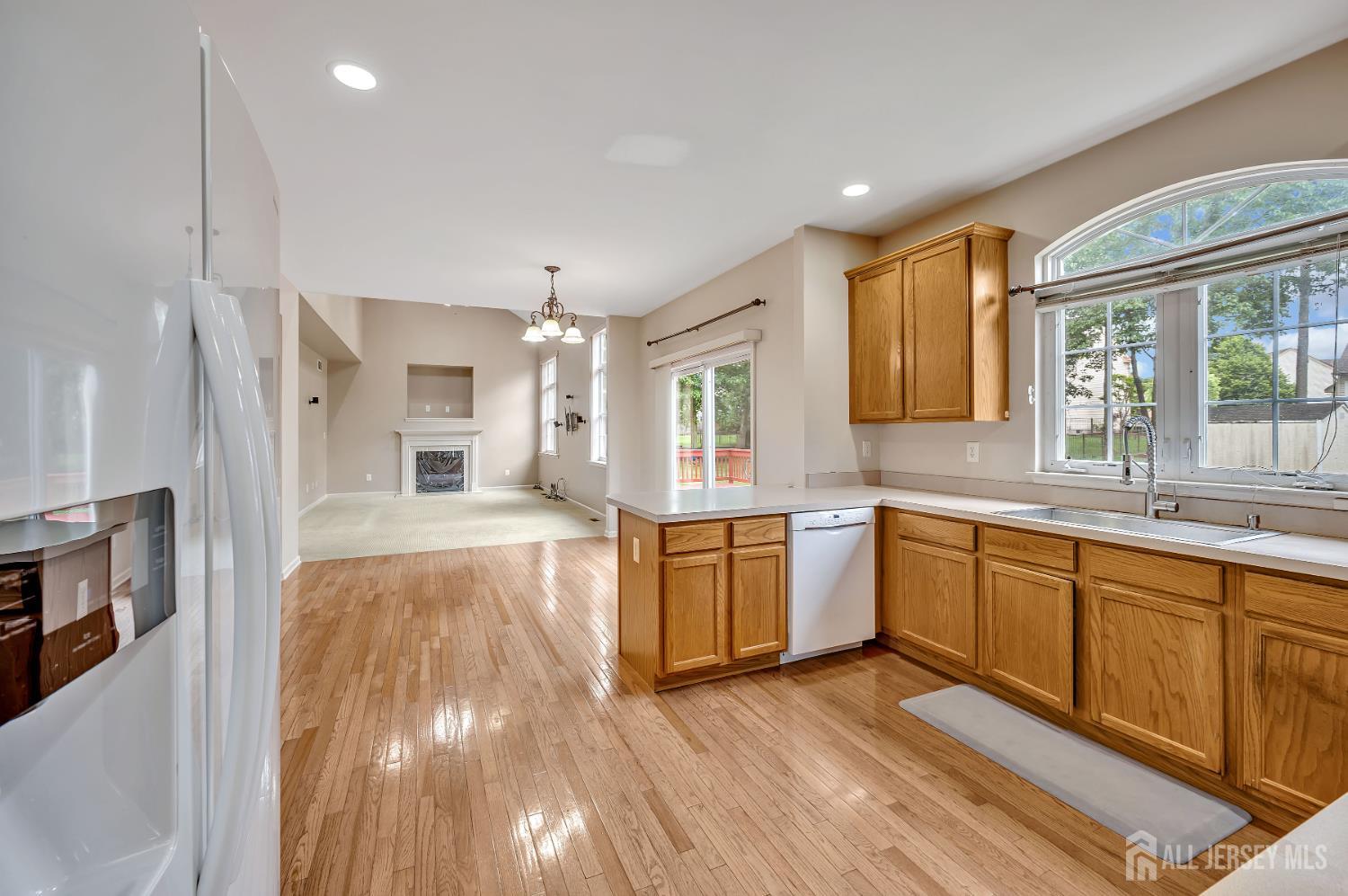 27 Rue Chagall, Franklin, New Jersey image 22
