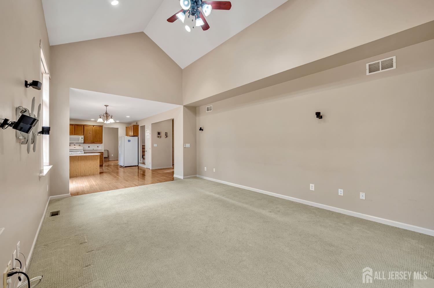27 Rue Chagall, Franklin, New Jersey image 25